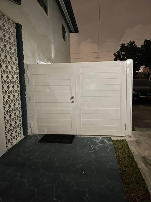 Studio Hard Rock Miami Exterior photo